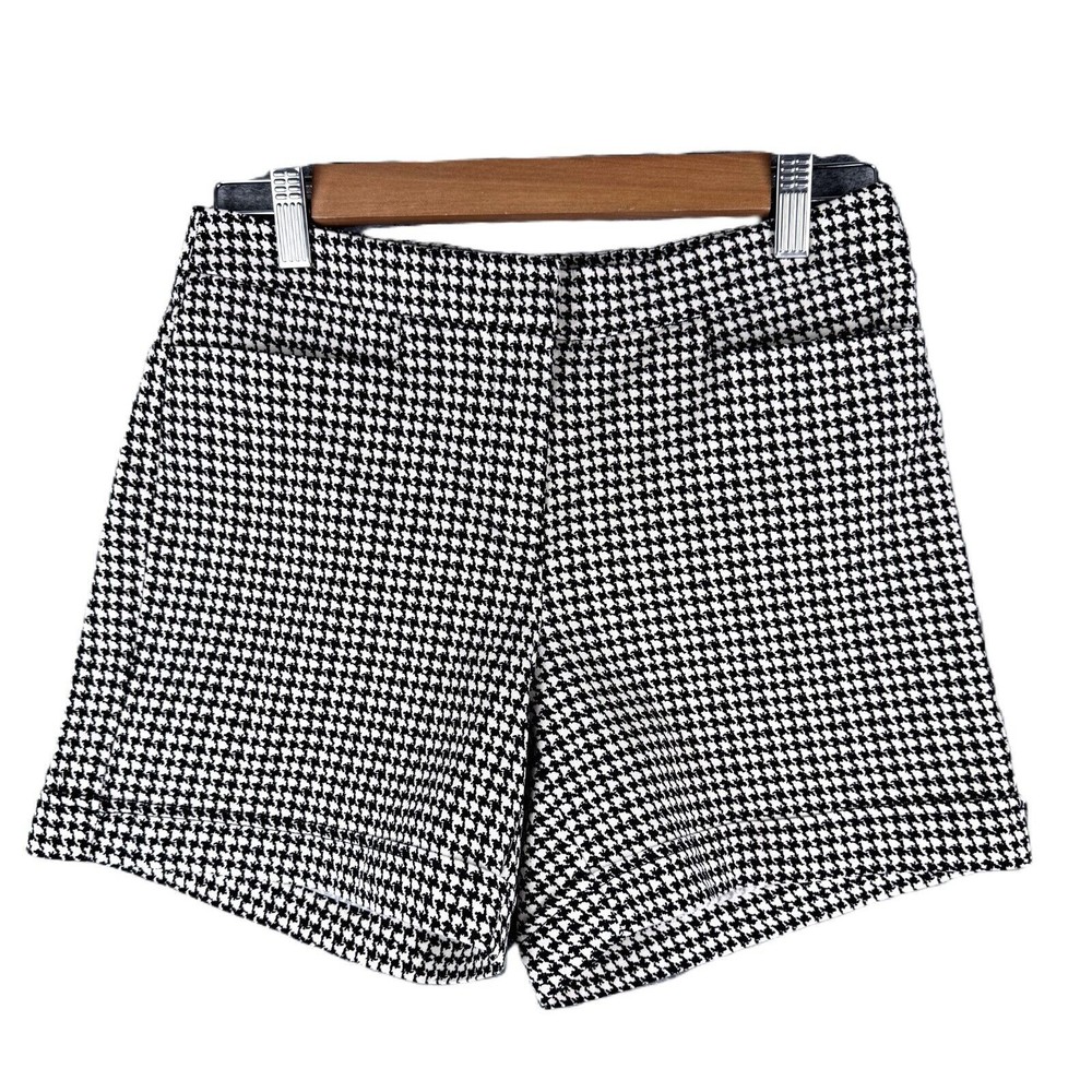 SOHO Women’s Black & White Houndstooth Shorts w/ Pockets, Elastic - Size 6